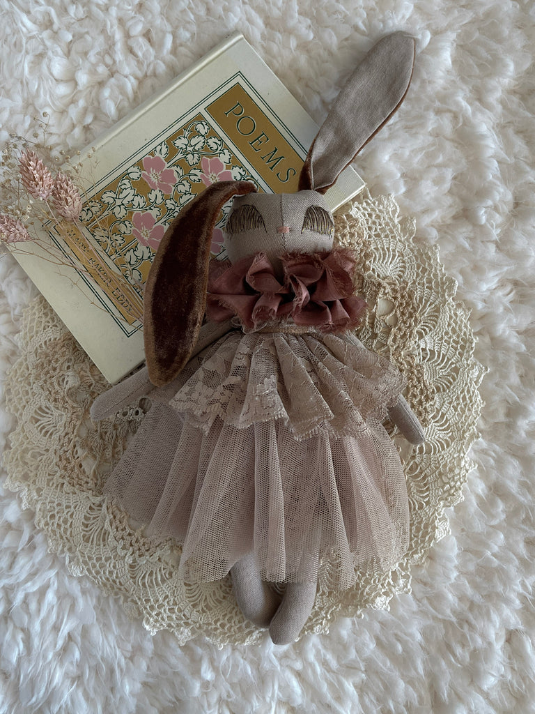 Cocoa Couture Sweet Dreams Bunny